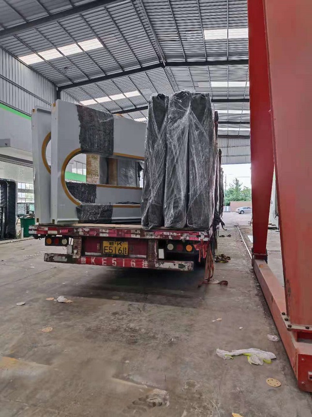 公交站臺發貨 公交站臺發貨