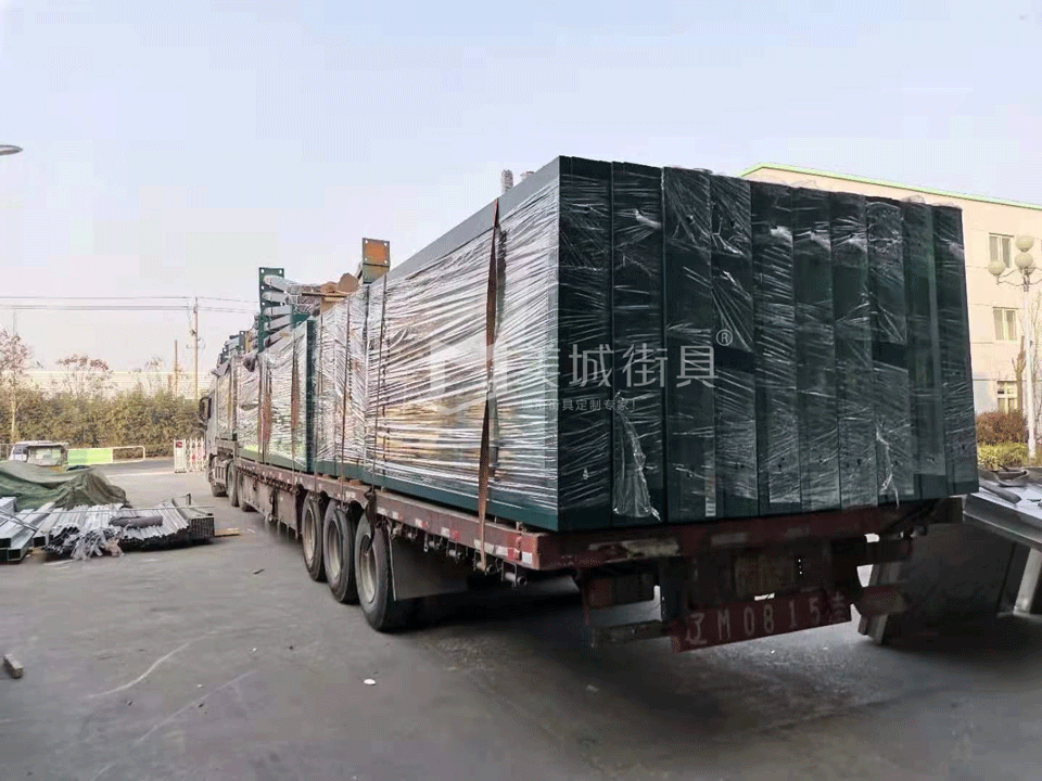 公交站臺 公交站臺